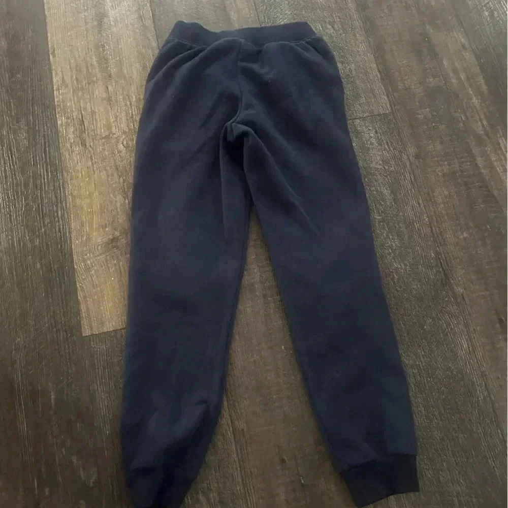 Blue sweats.